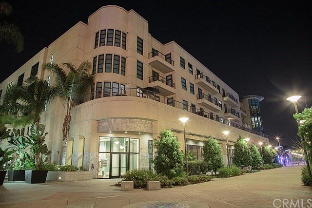 1st image of 133 The Promenade N Unit 435