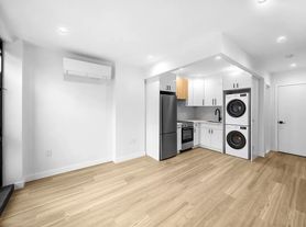 378 Kosciuszko St