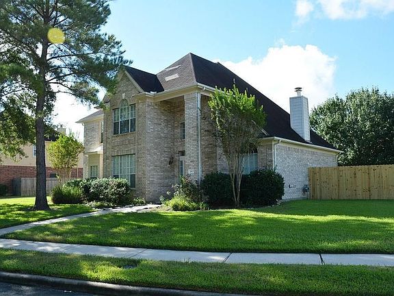 3rd image of 20403 Canyon Gate Blvd