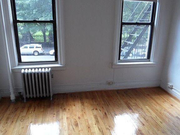 3rd image of 417 W 150th St APT 5W