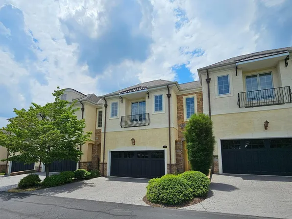 20 Breyer Ct, Elkins Park, PA 19027