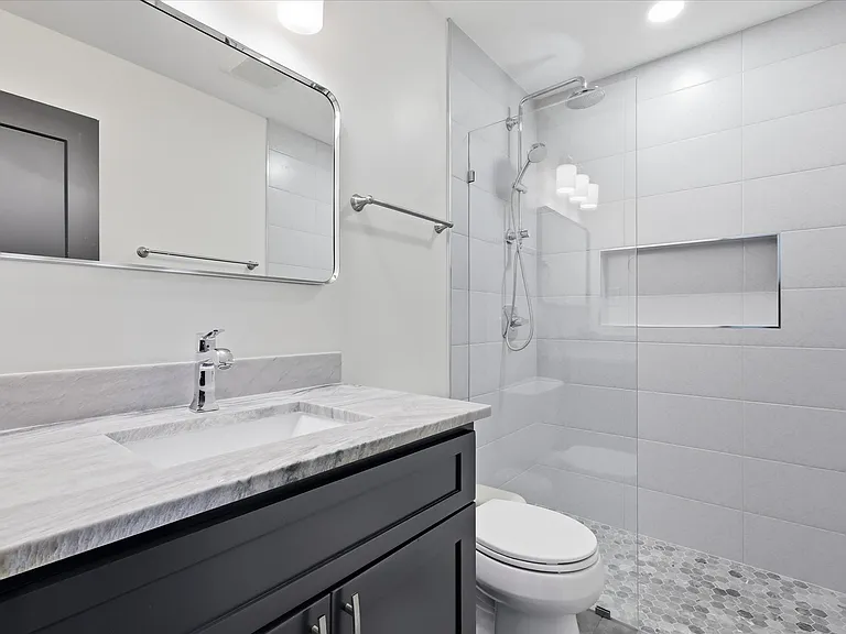 4549 Fremont Ln — Photo 23