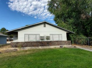 1203 S Elder St, Nampa, ID 83686