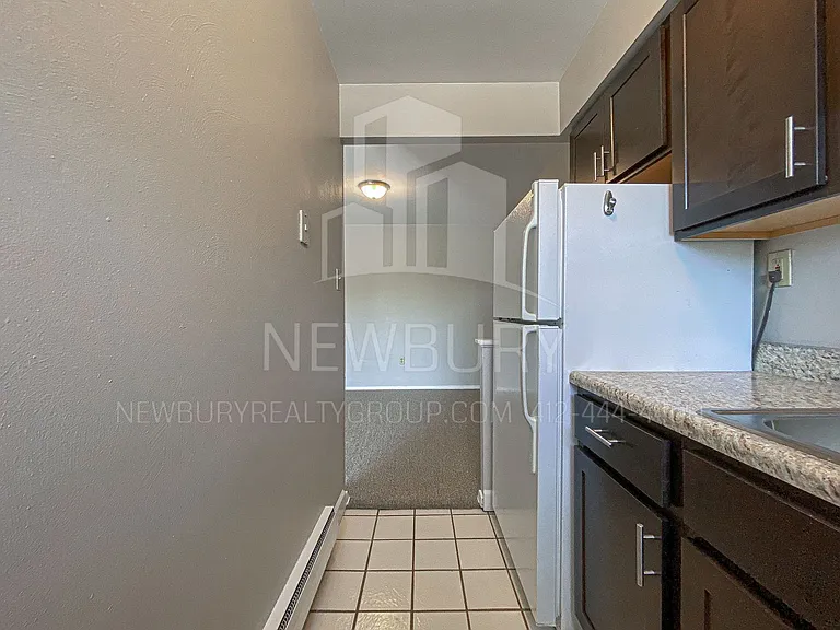 Poplar Apartments — Photo 6