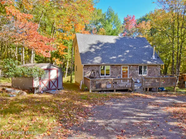667 Sullivan Trl, Long Pond, PA 18334