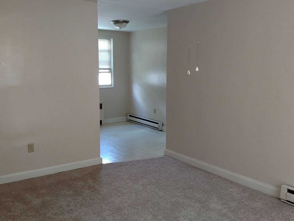 2nd image of 320 Mahaley Ave APT C