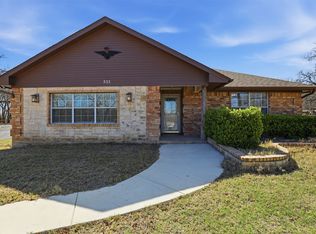 533 Eagles Way, Springtown, TX 76082