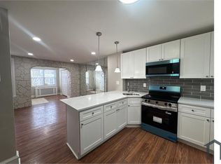 5948 Malta St, Philadelphia, PA 19120