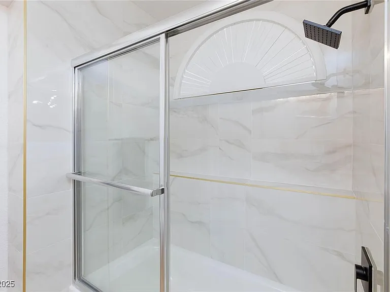 9762 Silver Dusk Ct — Photo 32