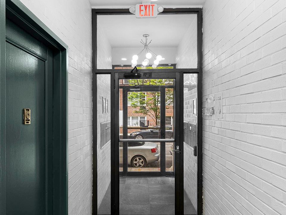 1st image of 147 E 30th St APT 3B
