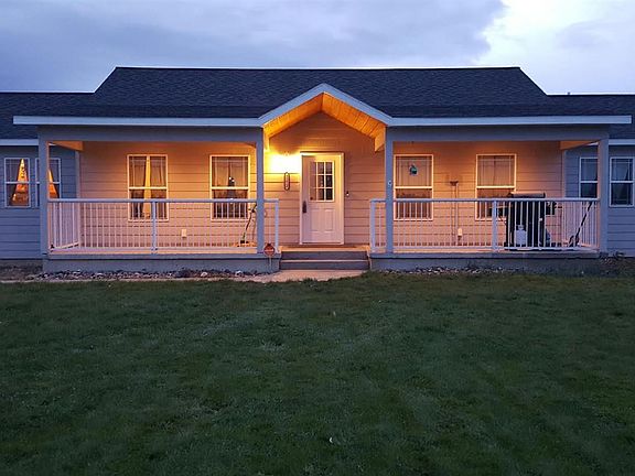 2nd image of 3372 Ivy Dr