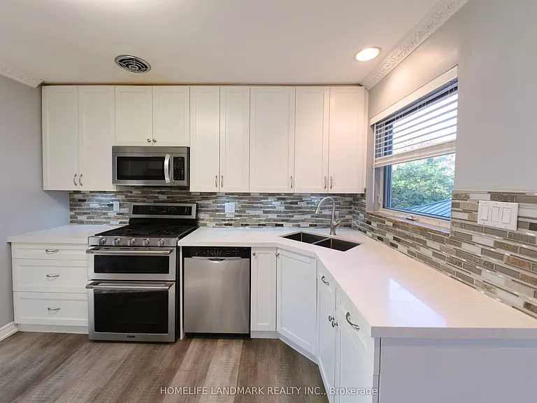 2673 Constable Rd — Photo 8