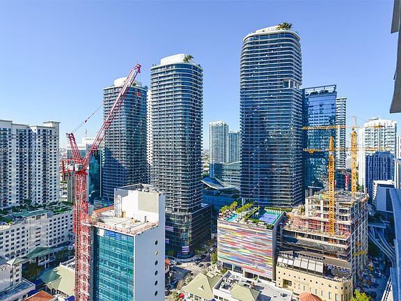 4th image of 1010 Brickell Ave Unit 3009