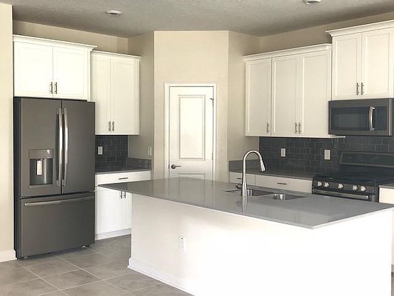 3rd image of 7972 Wood Sage Dr