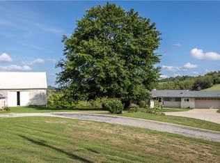 550 Hunter Ln, Washington, PA 15301
