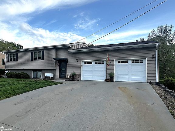 2nd image of 519 W Tarkio St
