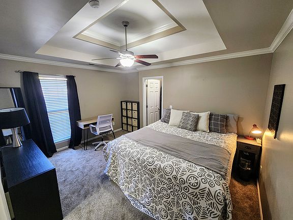 Master Bedroom (King size bed for reference)