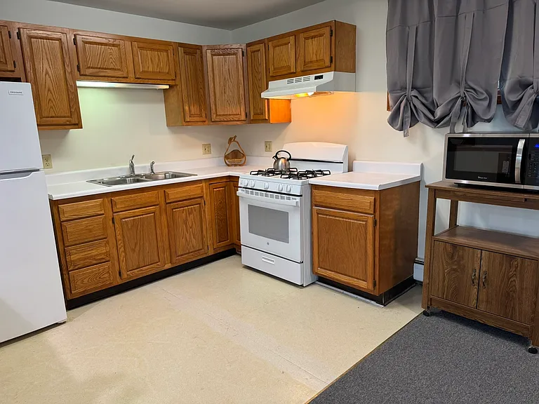 426 Rear East Buffalo St — Photo 3