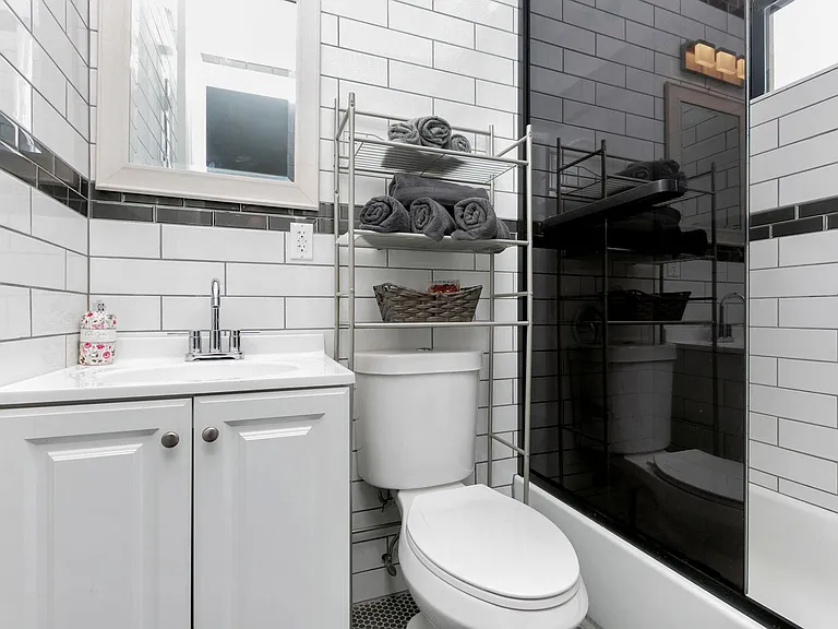 6901 Myrtle Ave #2REAR — Photo 9