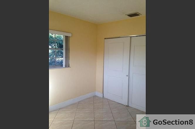 2nd image of 2200 NW 15th Ave #2B