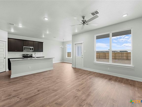 5th image of 8725 Ponderosa Pine Rd