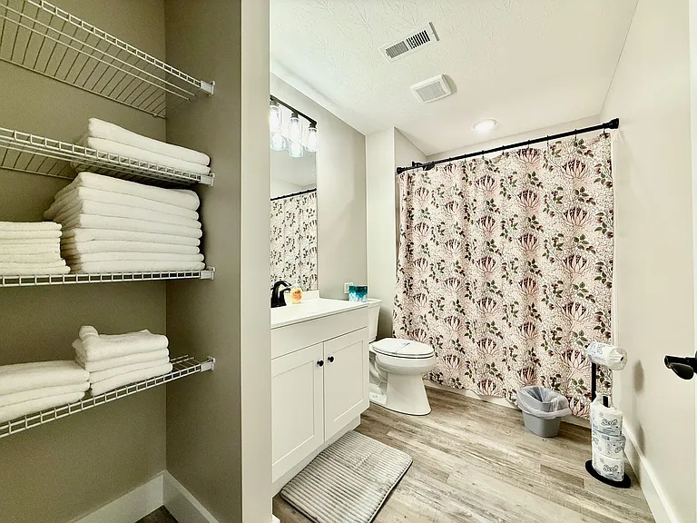 7853 2nd St — Photo 35