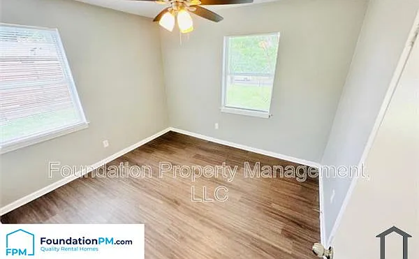 267 Greenlaw Ave #11 — Photo 6