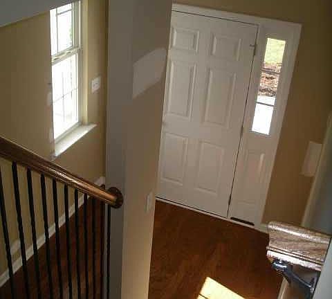 2-story foyer