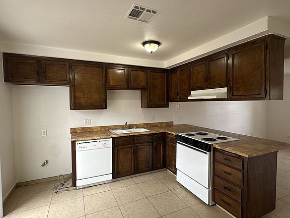5th image of 2021-2025 S Tracy Ct