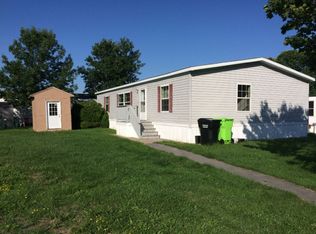 6303 Landsend Ln, Liverpool, NY 13090
