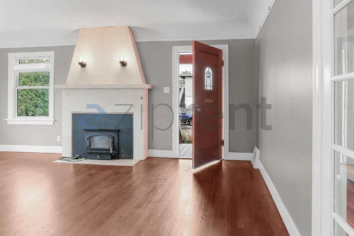 3 bed, 1700 sqft, $3,400 — Photo 3