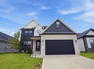 1060 Squirrel Nest Ln, Lexington, KY 40509