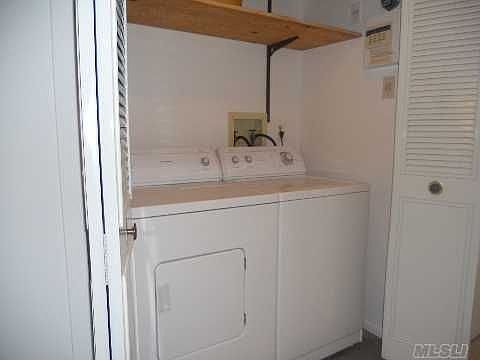 3rd image of 46 Hearthside Dr