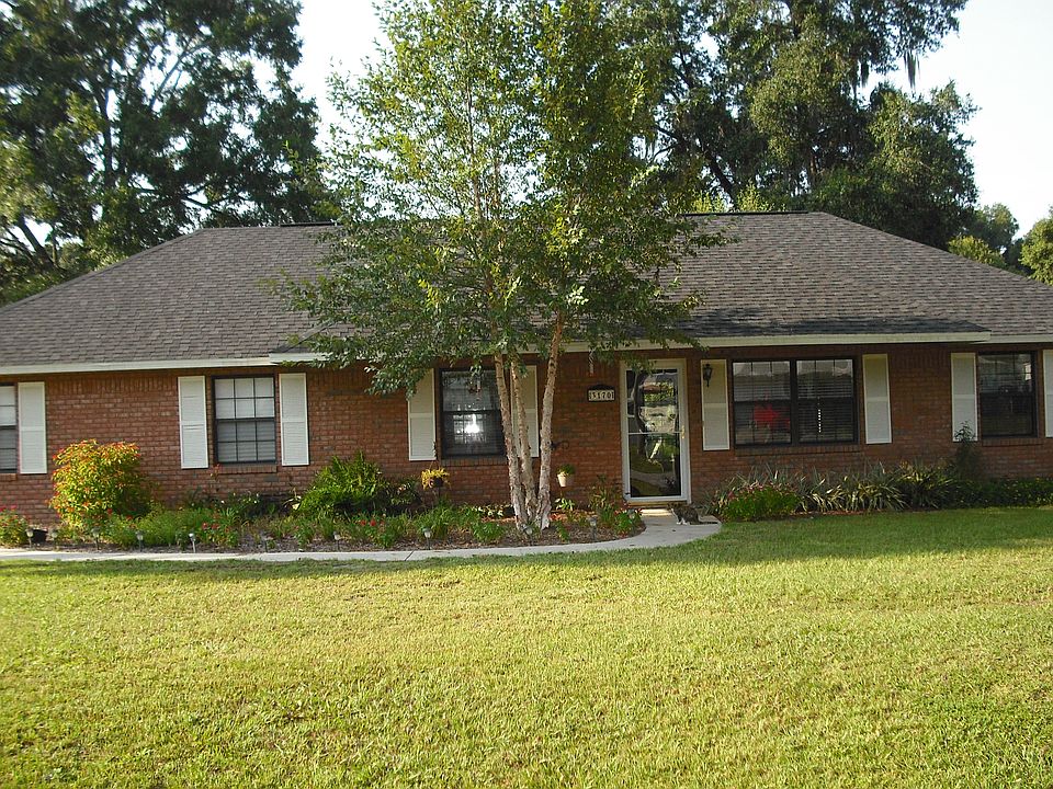 1st image of 3170 NE 42nd Pl