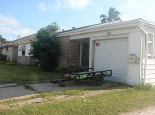 2415 55th St, Galveston, TX 77551