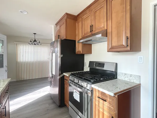 7949 Clearfield Ave, Panorama City, CA 91402