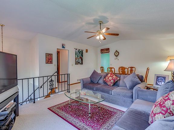 4th image of 1638 Grotto St N