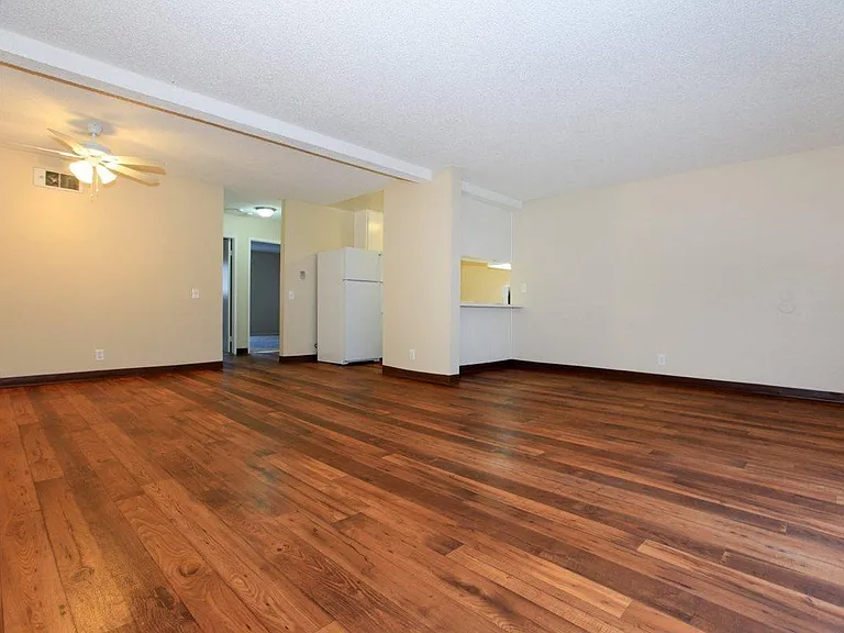 Anza Oaks Apartments — Photo 38