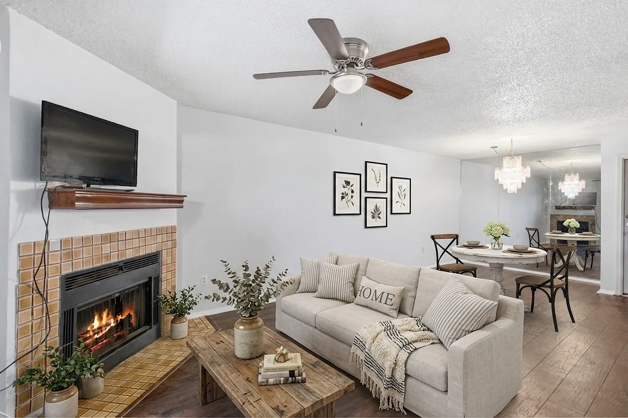 2 bed, 985 sqft, $1,200 — Photo 4