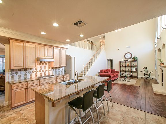 2nd image of 5445 Cosumnes Dr