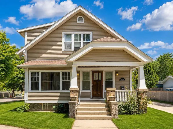 2556 S Logan AVENUE, Milwaukee, WI 53207