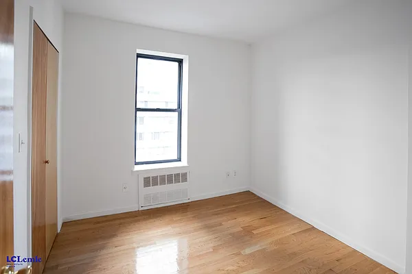 Rented by LC Lemle Real Estate Group | media 21