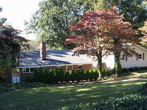 1st image of 36 Montague Cir