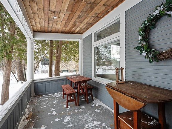 3rd image of 2015 Woodland Ave