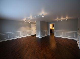 2739 W Glenlake Ave #2, Chicago, IL 60659