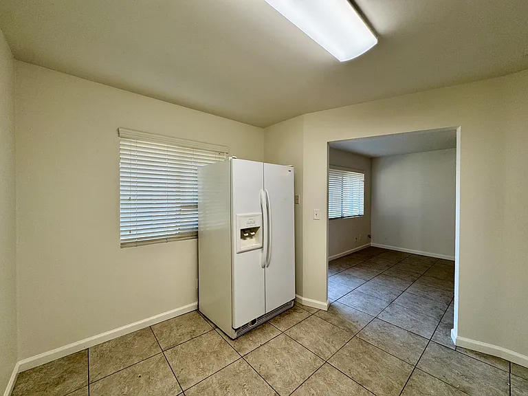 365 N Argyle Ave #103 — Photo 8