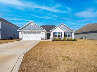 244 Crossroads Store Dr, Jacksonville, NC 28546