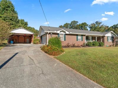 5111 Valley Forge Rd, Stone Mountain, GA, 30087