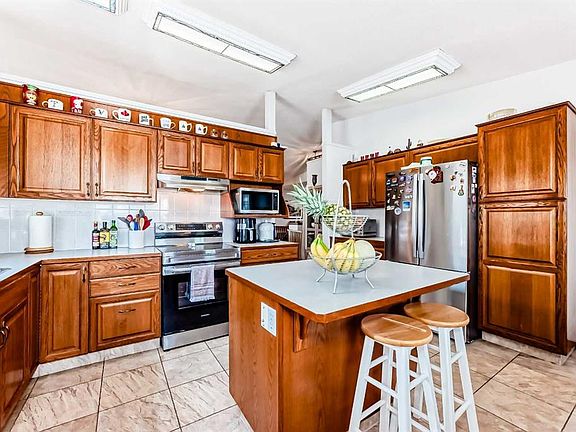 4th image of 68 W Harvest Oak Way NE