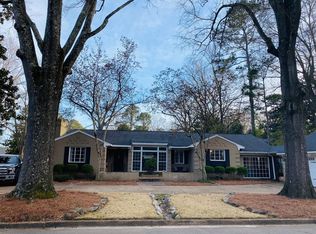 1002 Fawn Dr, Tupelo, MS 38804